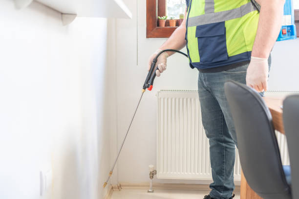 Best Commercial Pest Control Services  in Pleasant Hill, IA